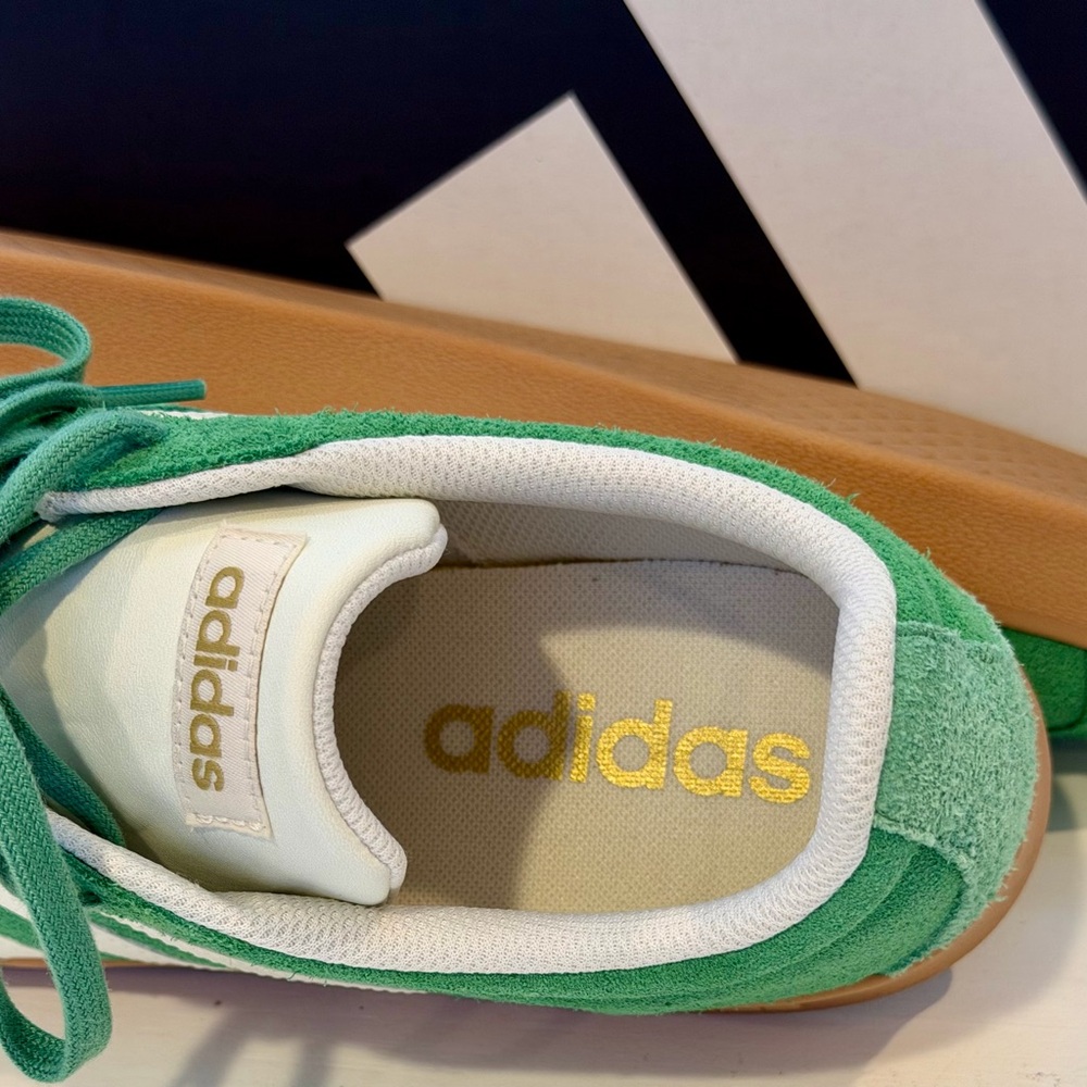 Adidas VL Court 2.0 Green Suede Low-Top Sneakers w/Gum Sole Mens 11.5 New w/Box - Picture 7 of 10